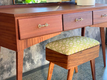 Load image into Gallery viewer, Mid-Century modern dresser