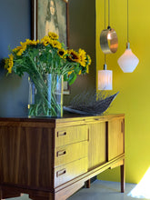 Load image into Gallery viewer, Retro Sideboard