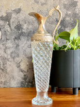 Load image into Gallery viewer, Claret Decanter