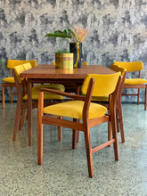 Load image into Gallery viewer, DS Vorster Dining Table with 8 Chairs