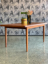 Load image into Gallery viewer, DS Vorster Dining Table with 8 Chairs