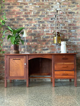Load image into Gallery viewer, Vintage Desk