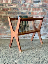 Load image into Gallery viewer, Kiaat Magazine Holder