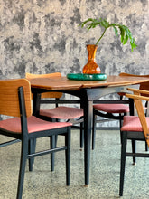 Load image into Gallery viewer, mid-century draw leaf table and chairs