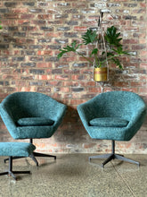 Load image into Gallery viewer, Pair of Retro Zodiac Chairs