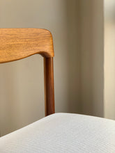 Load image into Gallery viewer, Artecasa Dining Chairs