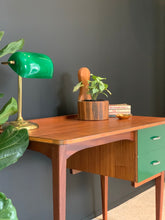 Load image into Gallery viewer, Retro Desk