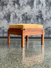 Load image into Gallery viewer, Retro Footstool