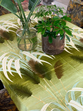 Load image into Gallery viewer, Vintage Table Cloth