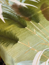 Load image into Gallery viewer, Vintage Table Cloth
