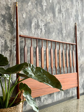 Load image into Gallery viewer, DS Vorster headboard and pedestals