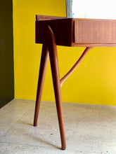 Load image into Gallery viewer, Novocraft Mid-Century Dresser & Stool