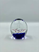 Load image into Gallery viewer, Flower Stigma Murano Paperweight