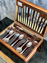 Load image into Gallery viewer, Kelsworth Sheffield Cutlery Set