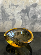 Load image into Gallery viewer, Murano Ashtray