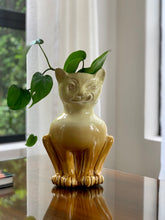 Load image into Gallery viewer, London Ware J R M & Co Rare Cat
