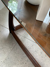 Load image into Gallery viewer, AirFlex Surfboard Style Coffee Table