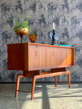 Load image into Gallery viewer, Mid-Century, Duros Sideboard