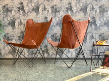 Load image into Gallery viewer, Vintage Butterfly Chair