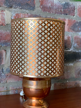 Load image into Gallery viewer, Copper Table Lamp