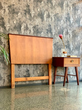 Load image into Gallery viewer, Single Wooden Headboard