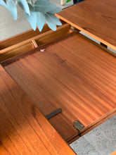 Load image into Gallery viewer, G-Plan Dining Set
