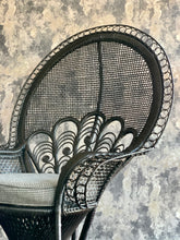 Load image into Gallery viewer, Vintage Wicker Chair