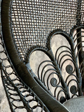 Load image into Gallery viewer, Vintage Wicker Chair
