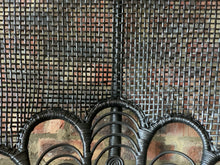 Load image into Gallery viewer, Vintage Wicker Chair