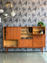 Load image into Gallery viewer, Mid-Century Buffet / High-Board