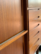 Load image into Gallery viewer, Mid-Century Buffet / High-Board