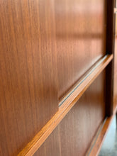 Load image into Gallery viewer, Mid-Century Buffet / High-Board