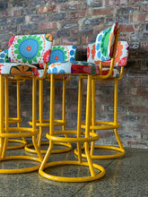 Load image into Gallery viewer, Retro Stools