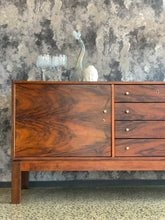 Load image into Gallery viewer, Mid-Century sideboard
