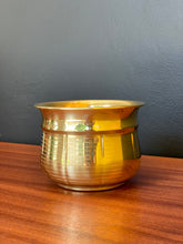 Load image into Gallery viewer, Vintage Solid Brass Planters