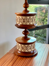 Load image into Gallery viewer, Vintage Table Lamp