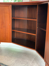 Load image into Gallery viewer, Mid-Century Bar & 5 Bar Chairs