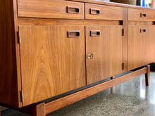 Load image into Gallery viewer, Retro kiaat Novocraft sideboard
