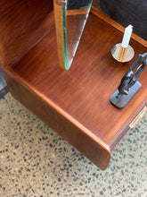 Load image into Gallery viewer, Mid-Century Dresser & Stool