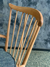 Load image into Gallery viewer, Mid-Century Lubis Armchair