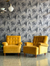 Load image into Gallery viewer, Mid-Century Pair of Lounge Armchairs
