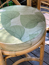 Load image into Gallery viewer, Retro Wicker Set