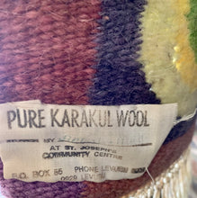 Load image into Gallery viewer, Wool Retro Wall Tapestry