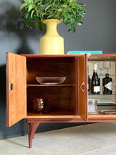 Load image into Gallery viewer, Sideboard, Retro Style