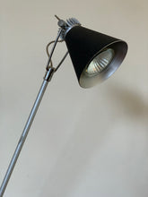 Load image into Gallery viewer, Modern Desk Lamp
