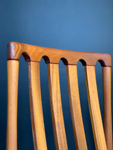 Load image into Gallery viewer, 6 Meredew Dining Chairs