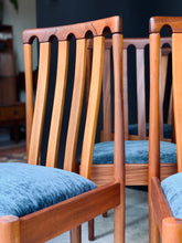 Load image into Gallery viewer, 6 Meredew Dining Chairs