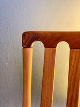 Load image into Gallery viewer, 6 Meredew Dining Chairs