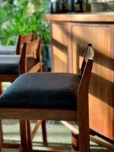 Load image into Gallery viewer, Kiaat bar counter including three bar chairs