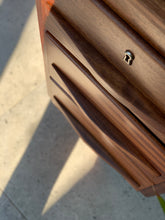 Load image into Gallery viewer, Retro Desk